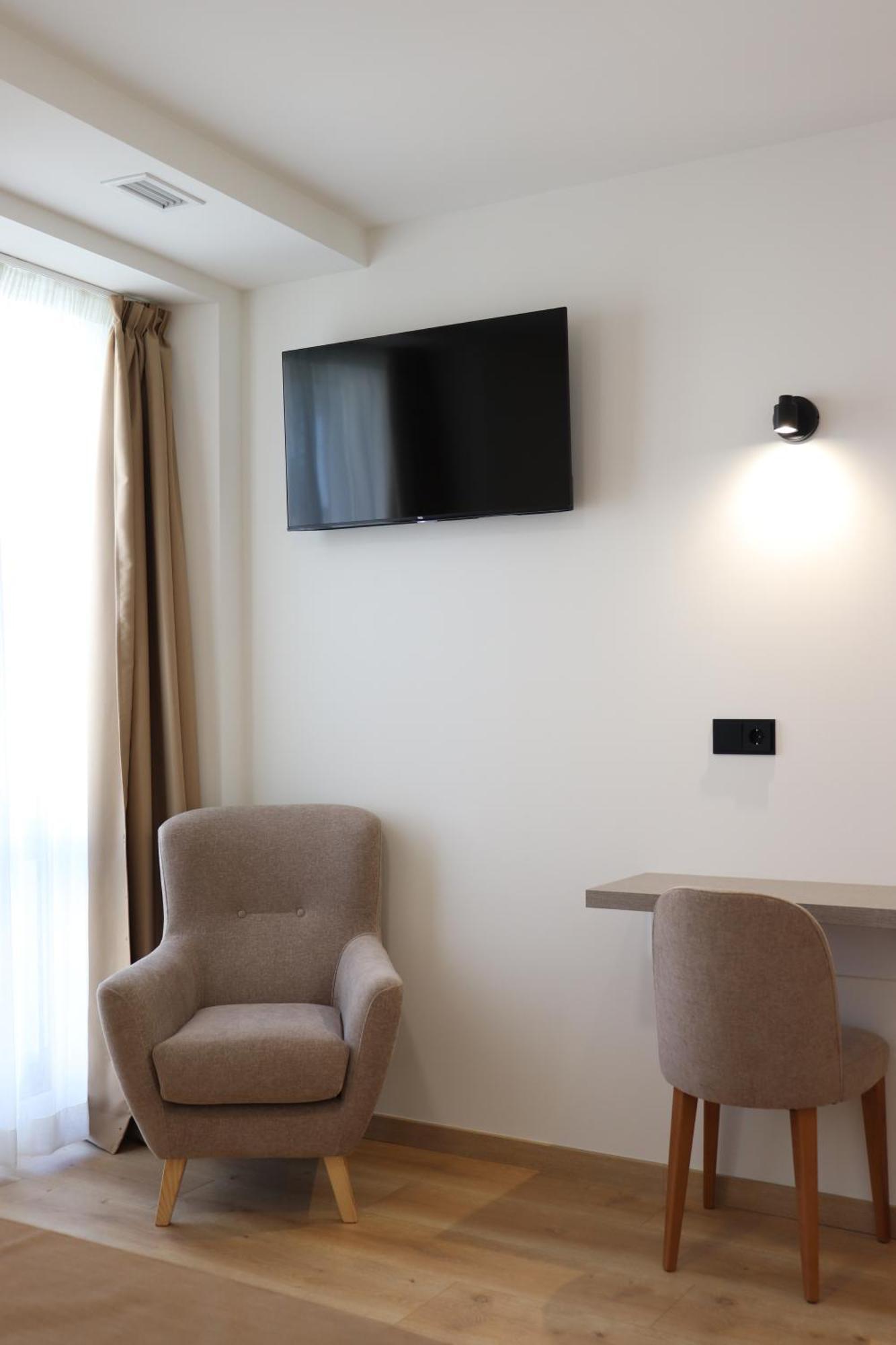 Arzúa Pension Casa Cruceiro מראה חיצוני תמונה